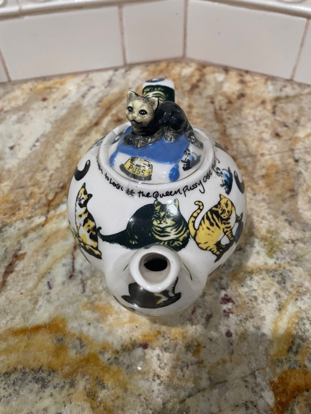 Cardew design NA Inc 2004 Cat tea pot - Picture 4 of 6